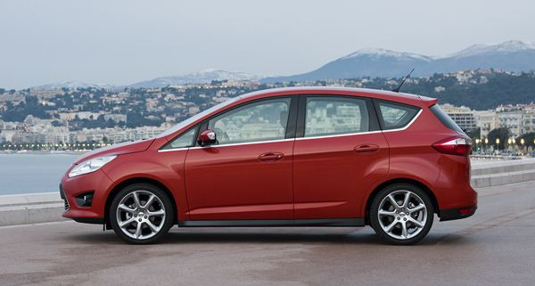 Le nouveau Ford C-Max entre en scène