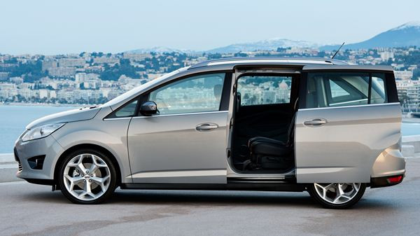 Le nouveau Ford Grand C-Max commercialisé à partir de 22 200 euros