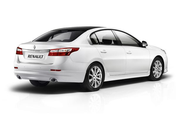 Le haut de gamme Renault prend de latitude