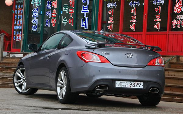 Hyundai lance son coupé Genesis