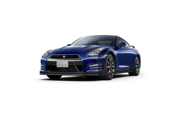 Nissan annonce le lancement de la nouvelle Nissan GT-R 2011