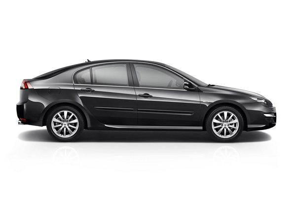 Renault lance la nouvelle Renault Laguna restylée