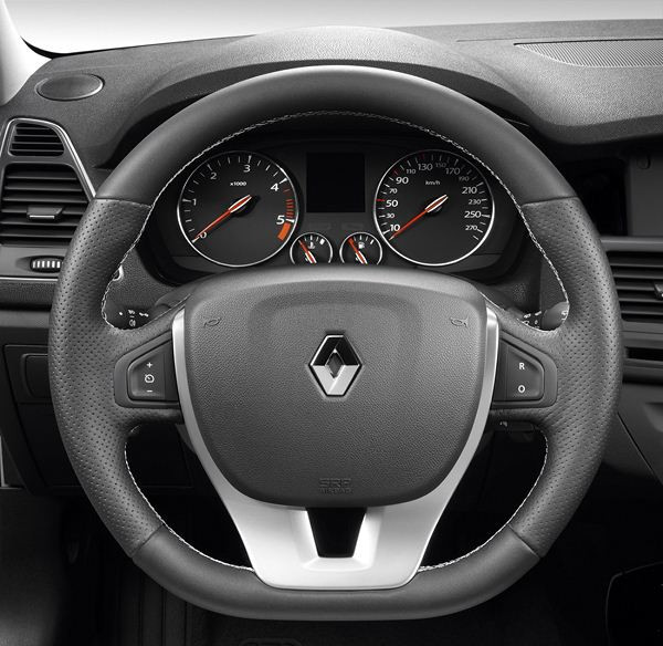 Renault lance la nouvelle Renault Laguna restylée