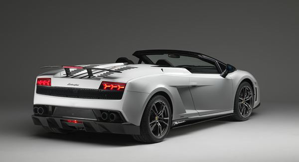 Lamborghini présente une version Spyder de la Gallardo LP 570-4 Superleggera