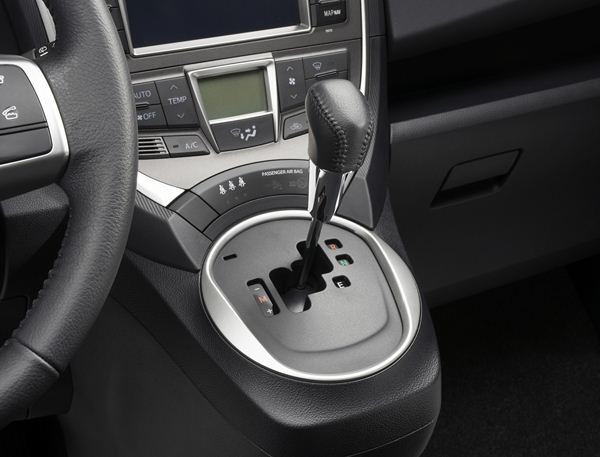 Subaru lance son minispace Trezia