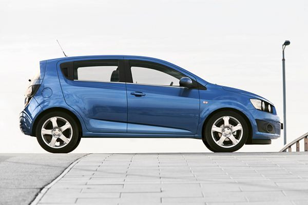 La nouvelle Chevrolet Aveo 5 portes commercialisée à partir de 11 950 euros