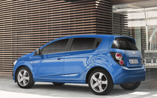 La nouvelle Chevrolet Aveo 5 portes commercialisée à partir de 11 950 euros