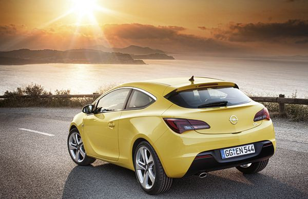La nouvelle Opel Astra GTC commercialisée à partir de 21 400 euros