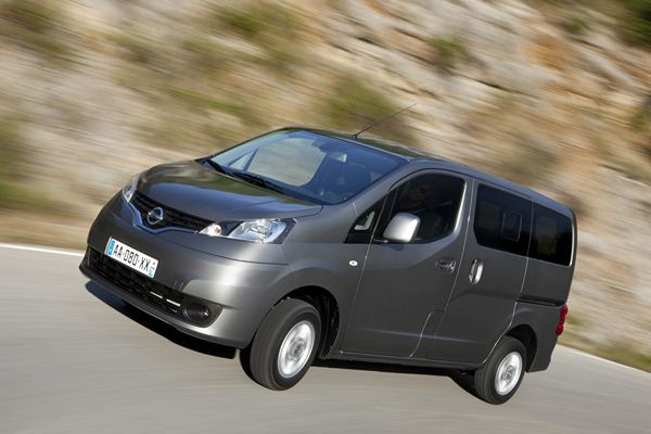 Nissan lance son nouveau véhicule familial Evalia