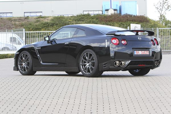 Une accélération de zéro à 100 en 2,8 secondes pour la Nissan GT-R 2012