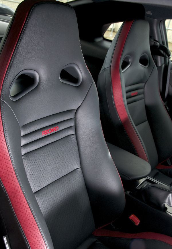 Une accélération de zéro à 100 en 2,8 secondes pour la Nissan GT-R 2012