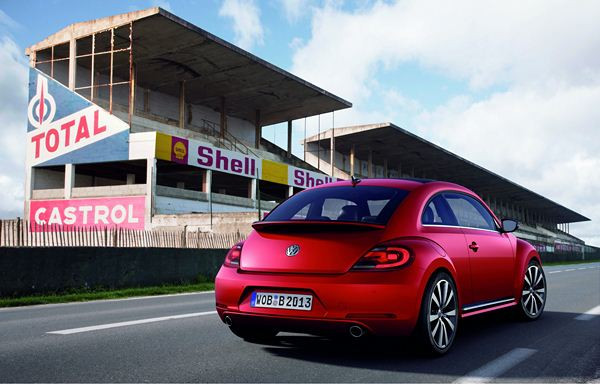 La nouvelle Coccinelle commercialisée à partir de 16 990 euros