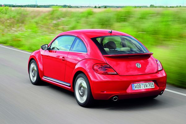 La nouvelle Coccinelle commercialisée à partir de 16 990 euros