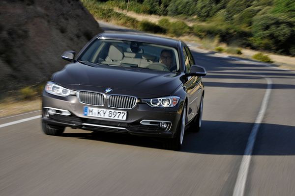La sixième génération de la BMW Série 3 commercialisée à partir de 35 600 euros