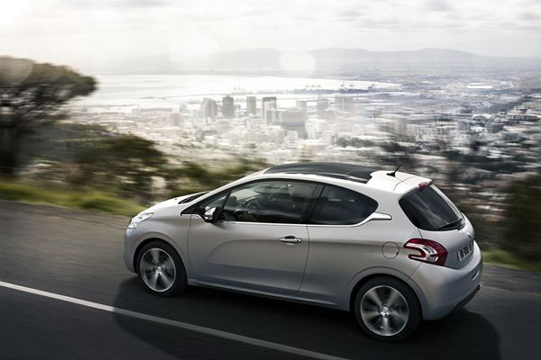 La nouvelle Peugeot 208 commercialisée à partir de 11 950 euros