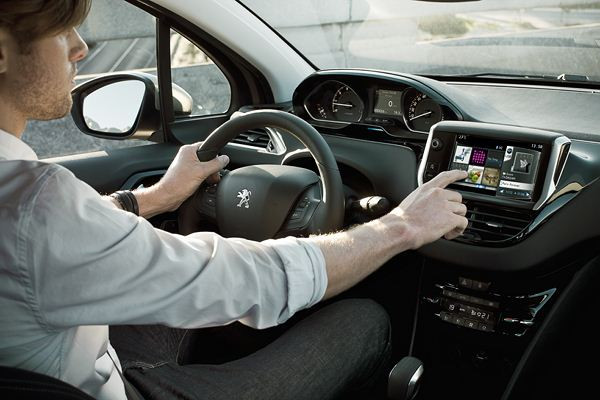 La nouvelle Peugeot 208 commercialisée à partir de 11 950 euros
