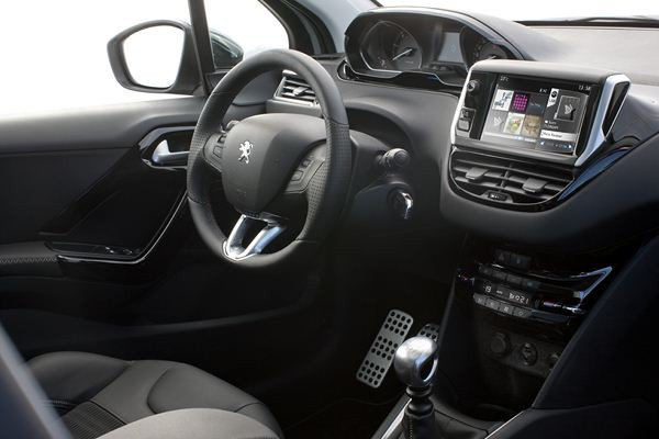 La nouvelle Peugeot 208 commercialisée à partir de 11 950 euros