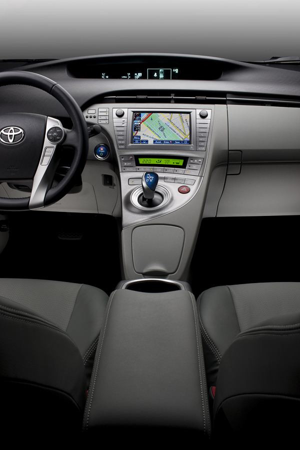 La Toyota Prius restylée commercialisée à partir de 27 800 euros