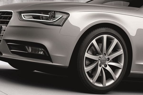 L'Audi A4 restylée commercialisée à partir de 27 000 euros