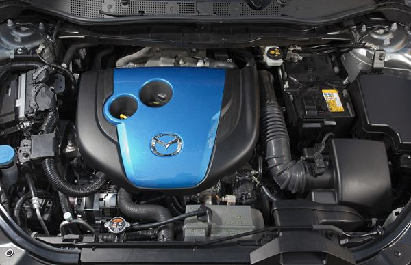 Premier prix à 24 890 euros pour le nouveau crossover compact CX-5 Mazda