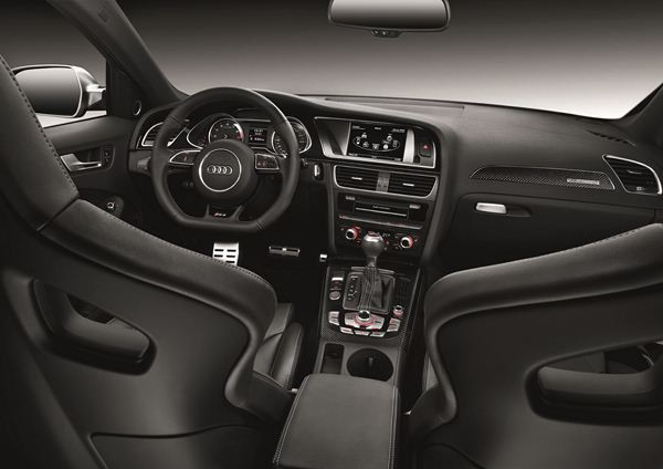 Audi présente la troisième génération de l’Audi RS 4 Avant