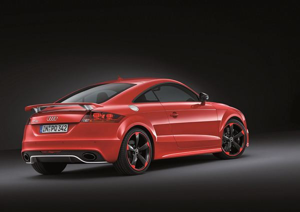 L'Audi TT RS plus s'offre un cinq cylindres de 360 chevaux