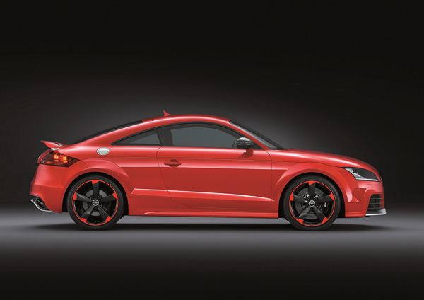 L'Audi TT RS plus s'offre un cinq cylindres de 360 chevaux