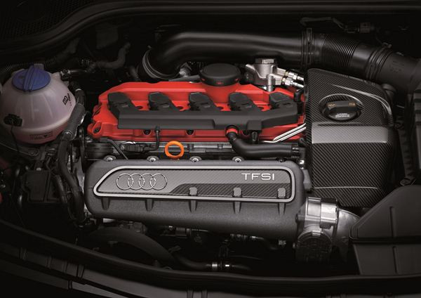 L'Audi TT RS plus s'offre un cinq cylindres de 360 chevaux