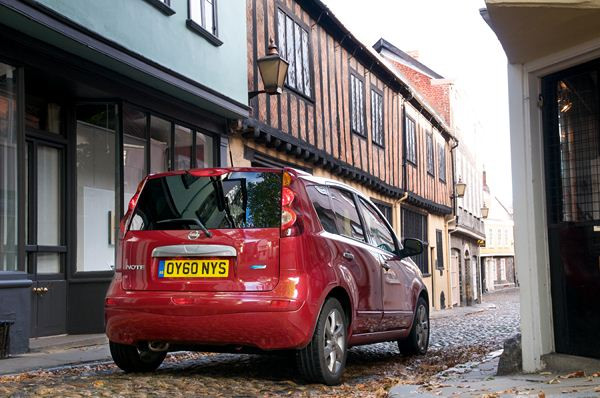 Le Nissan Note s'offre un léger restylage