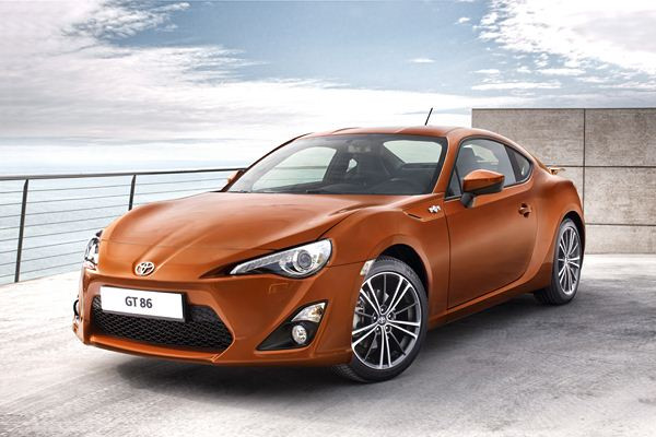 Le coupé sport 2 plus 2 Toyota GT86 commercialisé à 29 900 euros