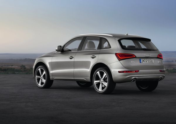 L’Audi Q5 s’offre un design dynamisé et six nouveaux moteurs