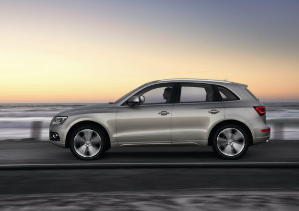 L’Audi Q5 s’offre un design dynamisé et six nouveaux moteurs
