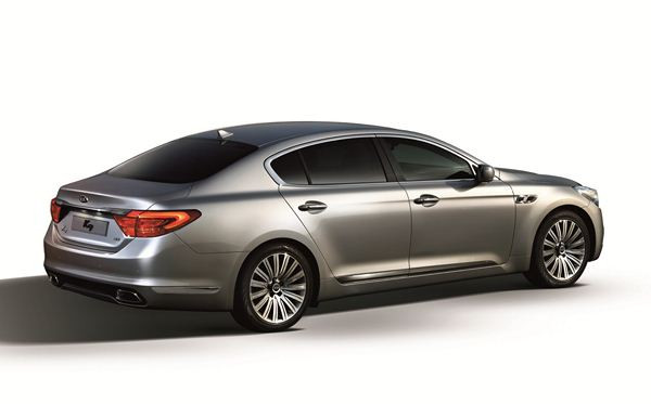 Kia commercialise la nouvelle grande berline haut de gamme K9