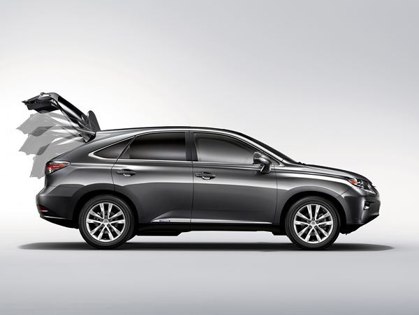 Le Lexus RX 450h Full Hybrid s'offre un léger restyling