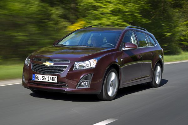 Le break Chevrolet Cruze SW commercialisé à partir de 17 800 euros