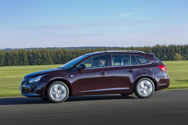 Le break Chevrolet Cruze SW commercialisé à partir de 17 800 euros