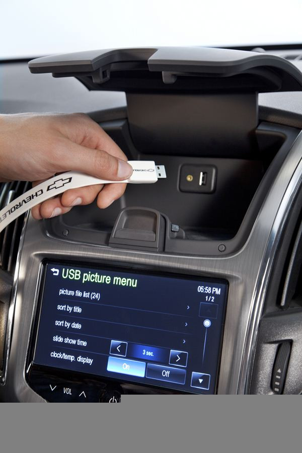 Le break Chevrolet Cruze SW commercialisé à partir de 17 800 euros