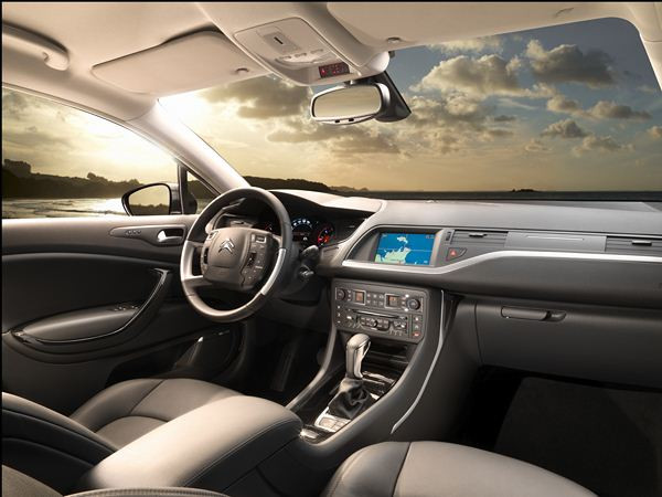 La Citroën C5 s'offre quelques évolutions stylistiques et technologiques