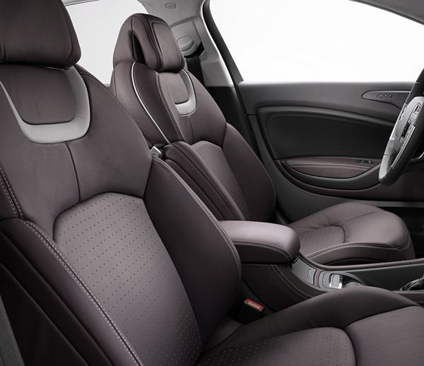 La Citroën C5 s'offre quelques évolutions stylistiques et technologiques