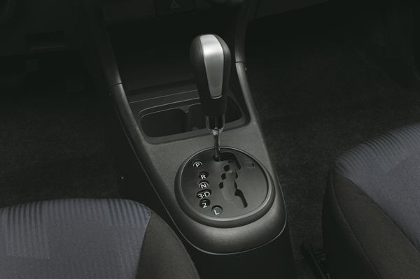 La petite citadine Suzuki Alto s'offre un léger rafraîchissement estival