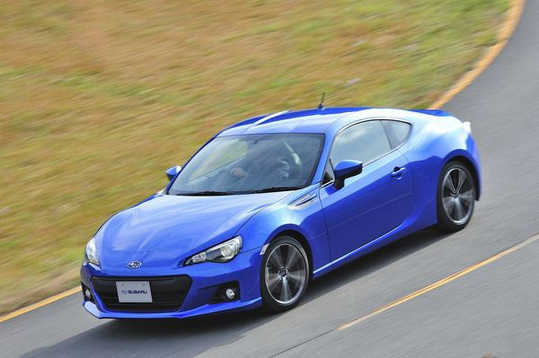 Un coupé sport Subaru à propulsion arrière et moteur Boxer à plat de 200 ch