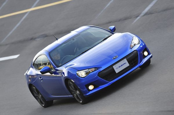 Un coupé sport Subaru à propulsion arrière et moteur Boxer à plat de 200 ch