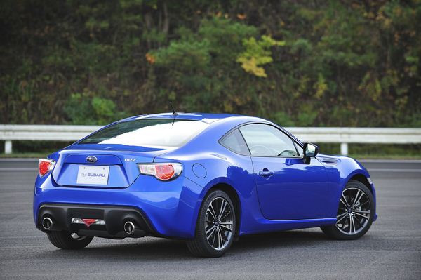 Un coupé sport Subaru à propulsion arrière et moteur Boxer à plat de 200 ch
