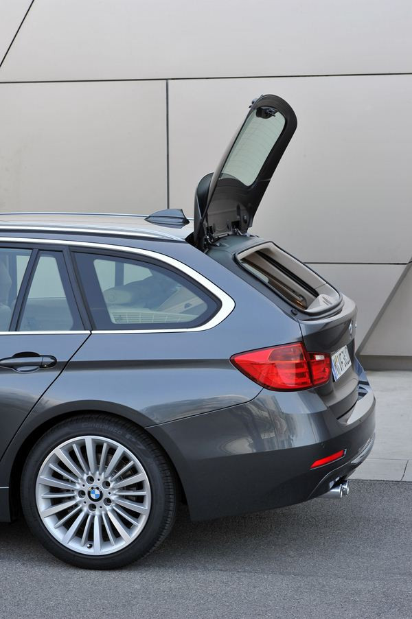 Une nouvelle BMW Série 3 Touring dynamique et fonctionnelle au look sportif
