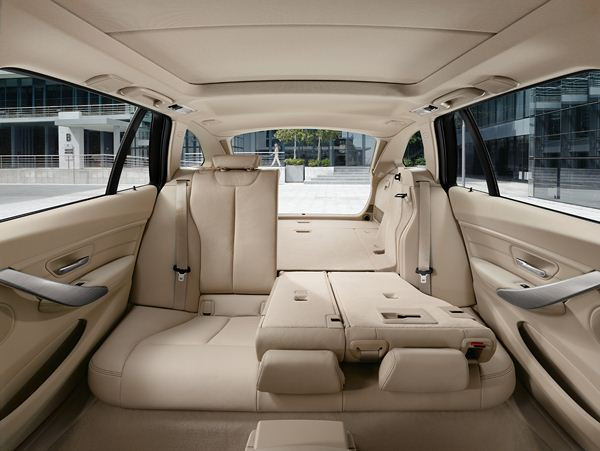 Une nouvelle BMW Série 3 Touring dynamique et fonctionnelle au look sportif