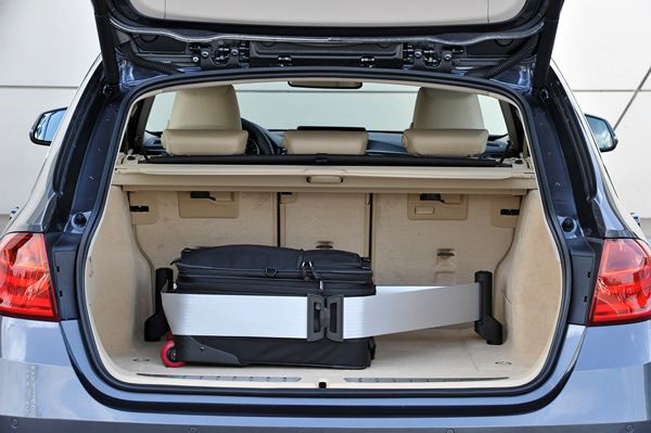 Une nouvelle BMW Série 3 Touring dynamique et fonctionnelle au look sportif