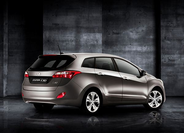 La Hyundai i 30 disponible en break avec un coffre de 528 litres