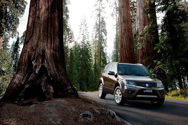 Le Suzuki Grand Vitara s'offre de nouveaux éléments de design intérieurs et extérieurs