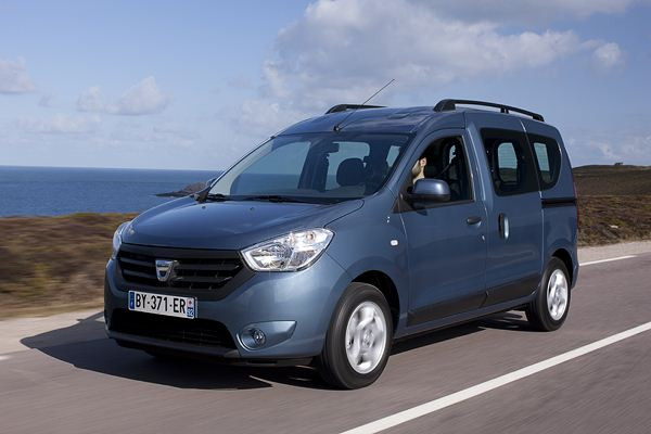 Le combispace cinq places Dacia Dokker commercialisé à partir de 9 400 euros