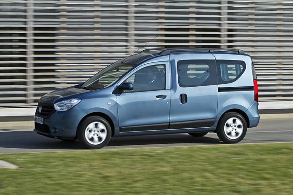 Le combispace cinq places Dacia Dokker commercialisé à partir de 9 400 euros